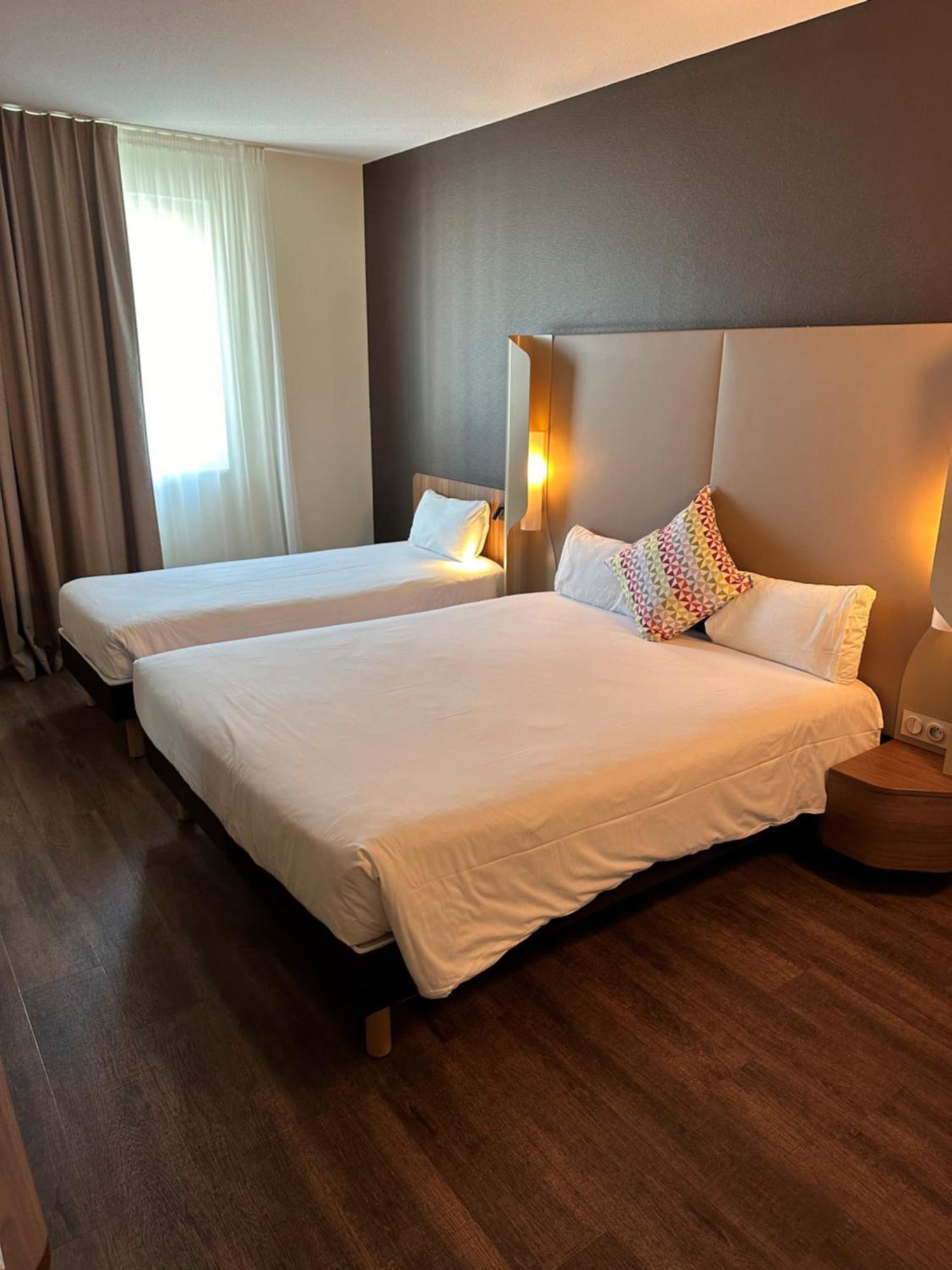 Campanile Saint Jean De Luz Hotel Екстериор снимка